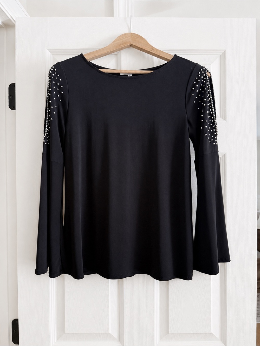Annalee + Hope Black Rhinestone Stud Sleeve Top Size Medium